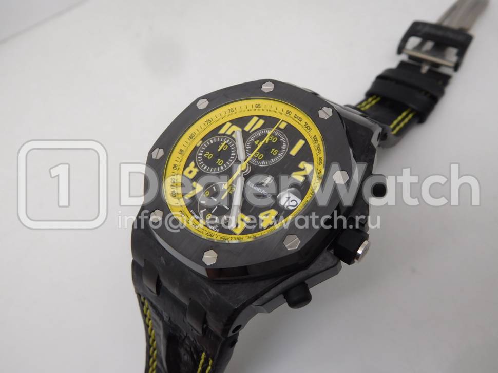 Часы Audemars Piguet Royal Oak Offshore Bumble bee Forged Carbon