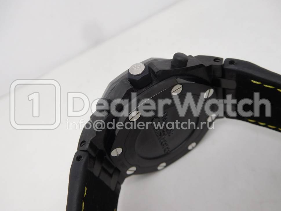 Часы Audemars Piguet Royal Oak Offshore Bumble bee Forged Carbon