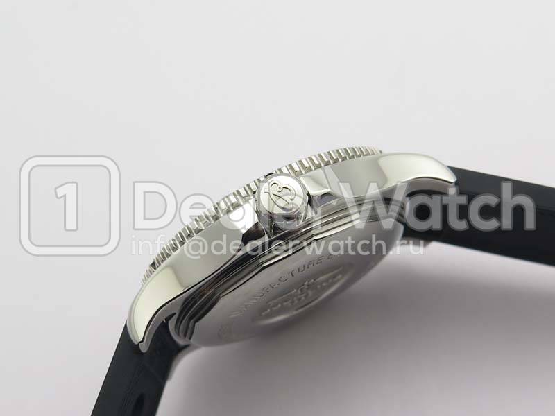 Часы Breitling Superocean II 44mm A17392D7