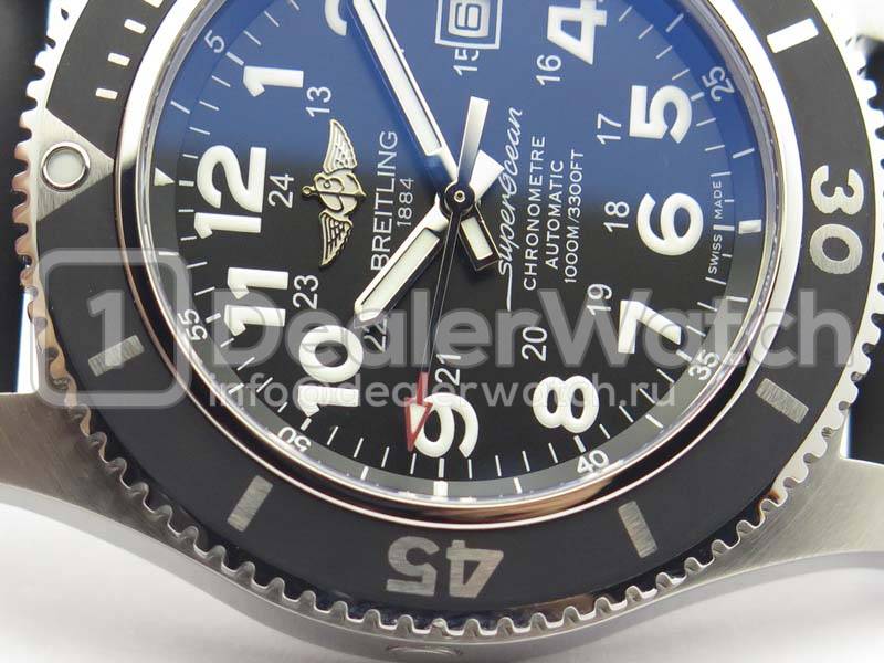 Часы Breitling Superocean II 44mm A17392D7