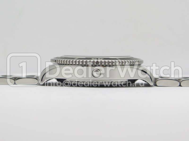 Часы Breitling Superocean II 44mm A17392D7 Steel