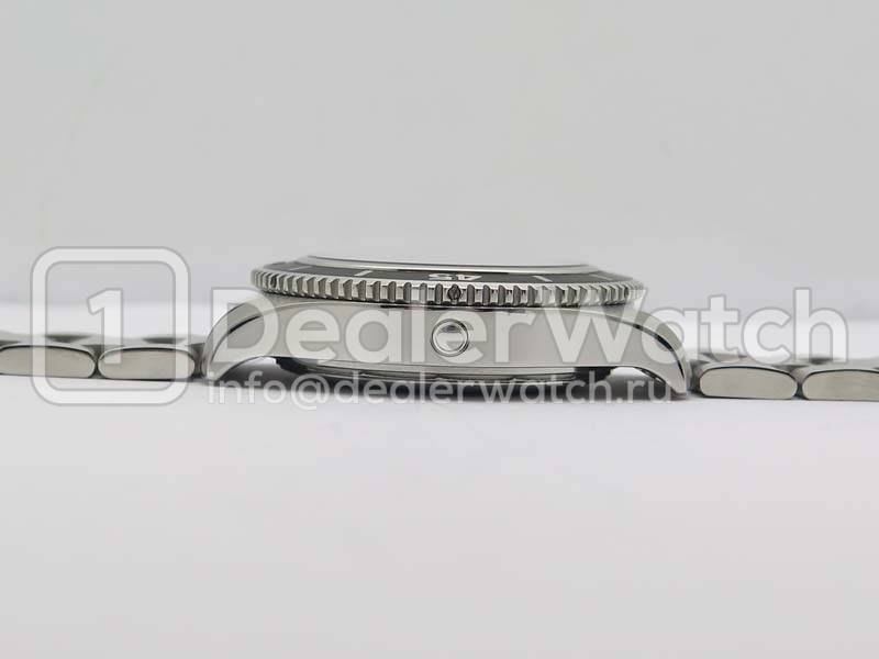 Часы Breitling Superocean II 44mm A17392D7 Steel