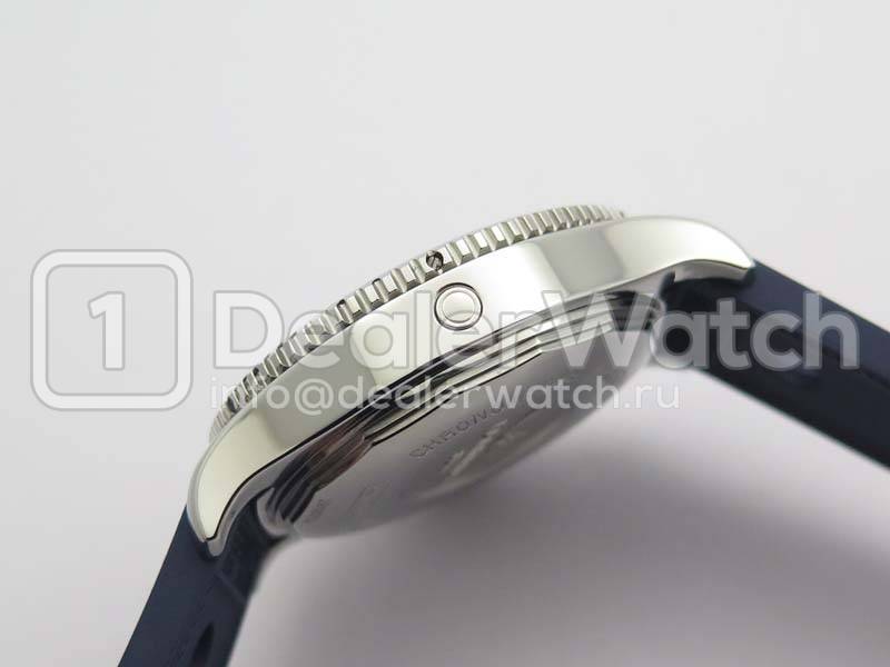 Часы Breitling Superocean II 44mm A17392D8