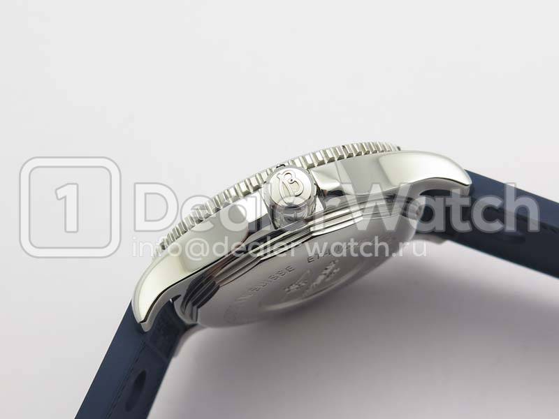 Часы Breitling Superocean II 44mm A17392D8