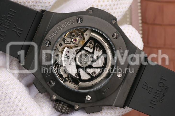 Часы Hublot Big Bang Black Magic Chronograph Ceramic