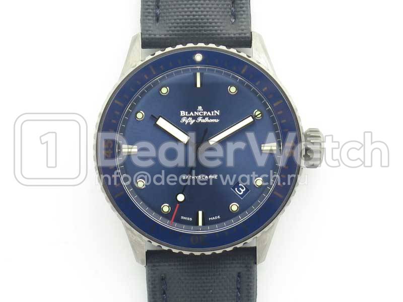 Часы Blancpain Fifty Fathoms Bathyscaphe Ceramic