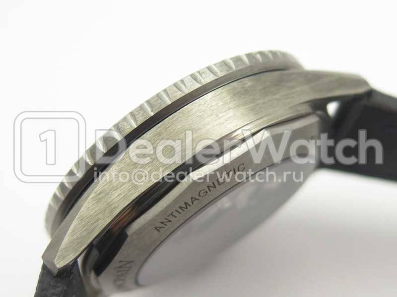 Часы Blancpain Fifty Fathoms Bathyscaphe Ceramic