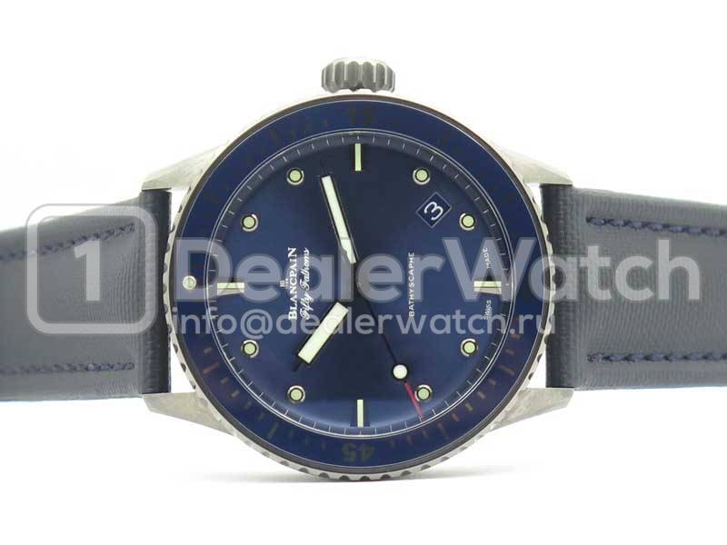 Часы Blancpain Fifty Fathoms Bathyscaphe Ceramic