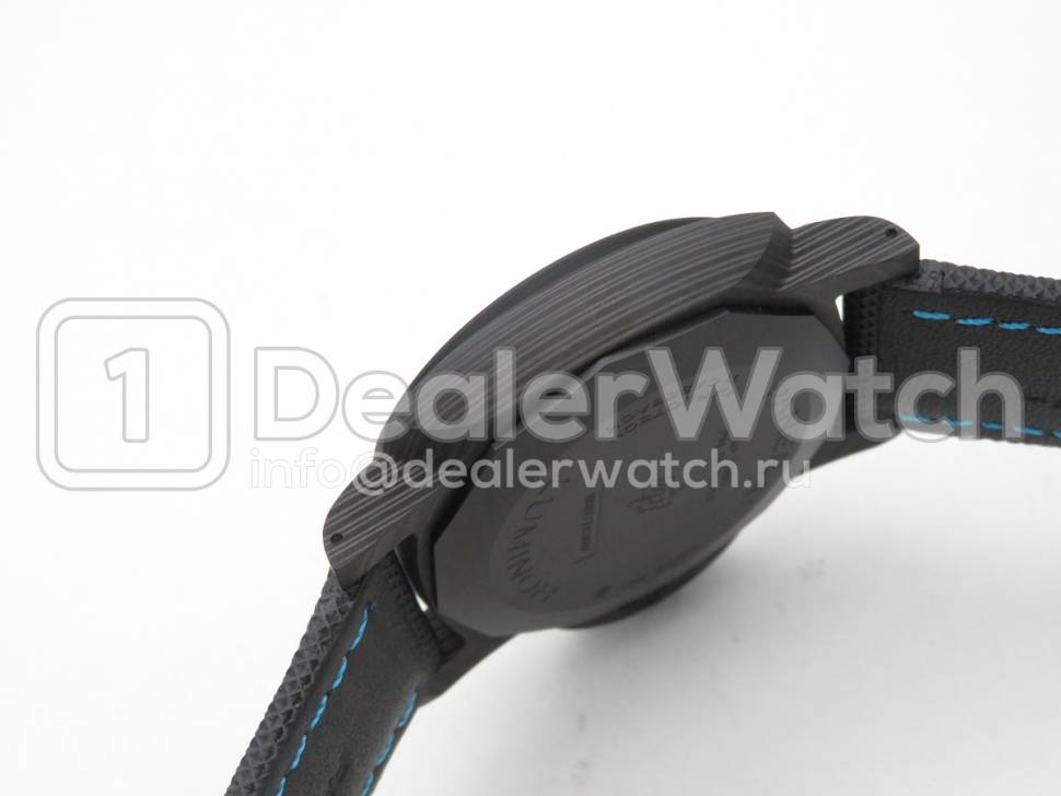 Часы Panerai Luminor Marina Carbotech PAM01661