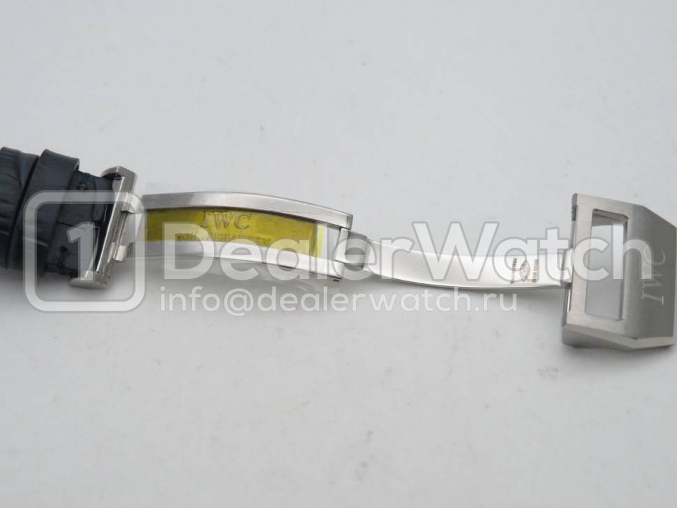Часы IWC Big Pilot's London Boutique IW5010-08