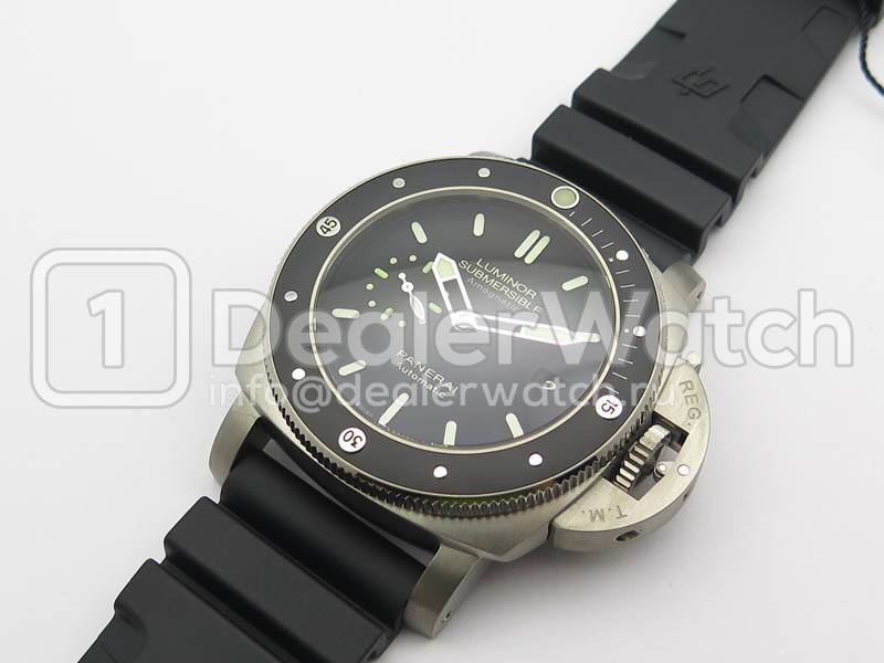 Часы Officine Panerai Luminor Submersible 1950 3 Days PAM 389
