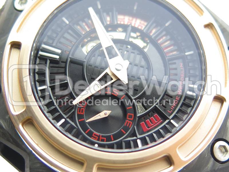 Часы Linde Werdelin SpidoLite II Tech Gold Carbon