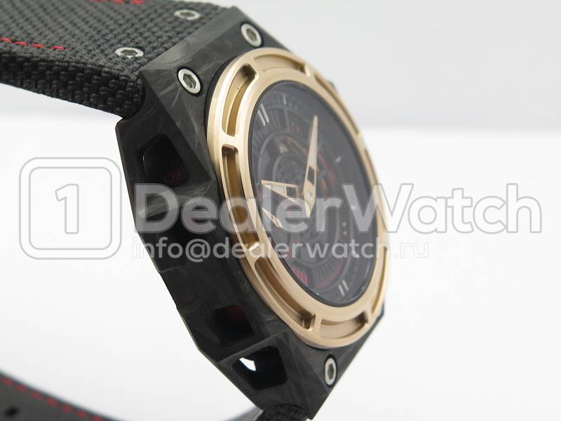 Часы Linde Werdelin SpidoLite II Tech Gold Carbon