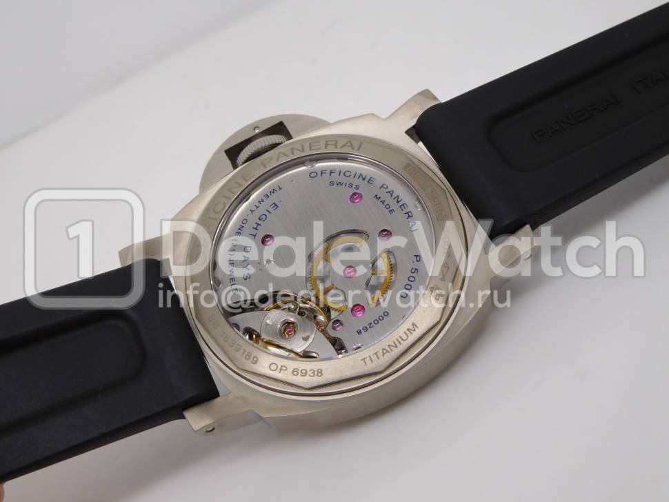 Часы Officine Panerai Luminor Marina 8 Days Titanium PAM 564
