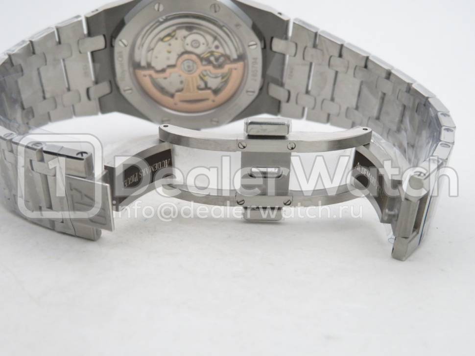 Часы Audemars Piguet Royal Oak Extra-Thin Jumbo 15202IP.OO.1240IP.01