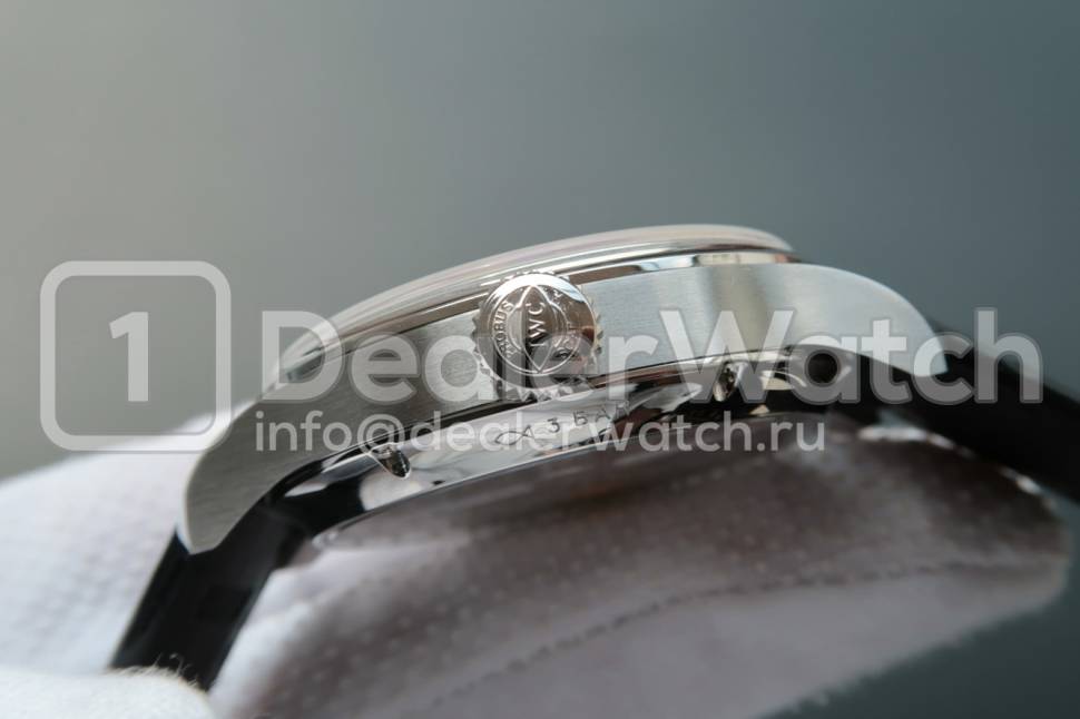 Часы IWC Portugieser Tourbillon Mystere Retrograde IW504601