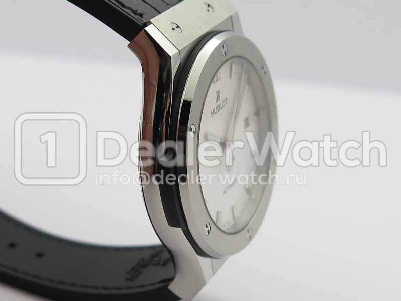 Часы Hublot Classic Fusion 42mm