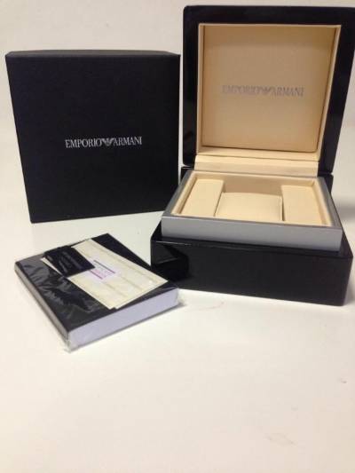 Коробка EMPORIO ARMANI