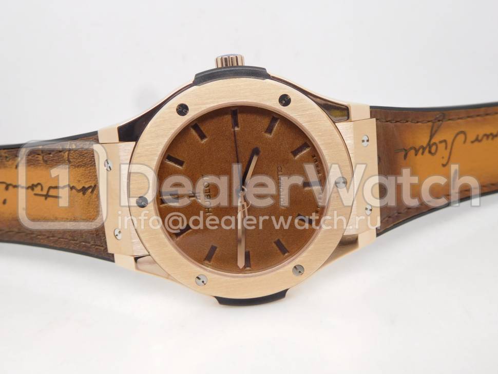 Часы Hublot Classic Fusion Berluti Scritto 45mm