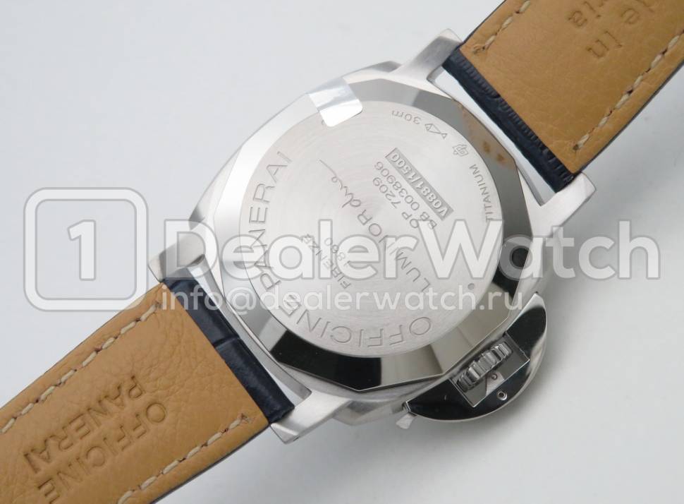 Часы Officine Panerai Luminor Due 3 Days 42mm PAM 927