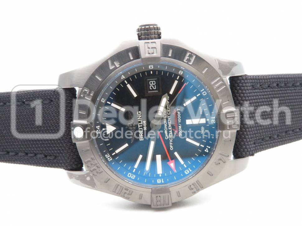 Часы Breitling Avenger II GMT