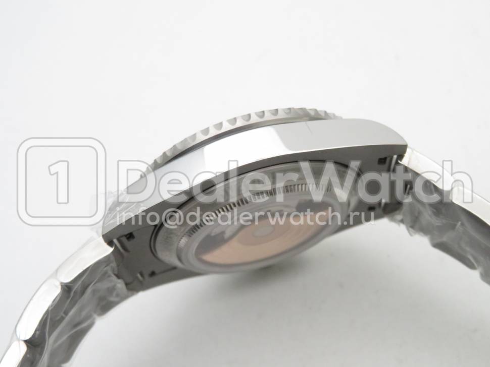 Часы Rolex Submariner No Date 114060 Artisans de Geneve Rough Matt Diver