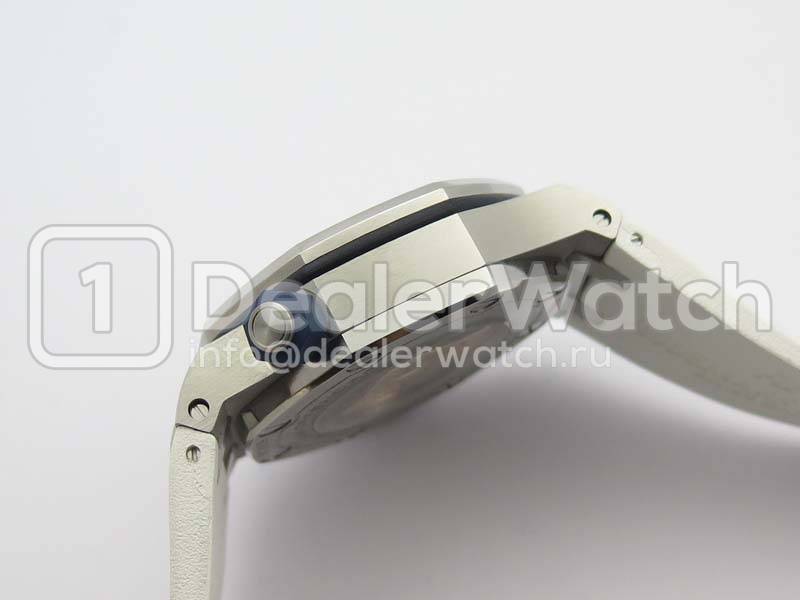 Часы Audemars Piguet Royal Oak Offshore Diver 15710ST.OO.A010CA.01
