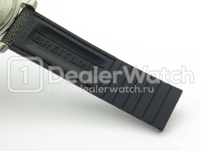 Часы Breitling Avenger Bandit Chronograph Titanium E13383