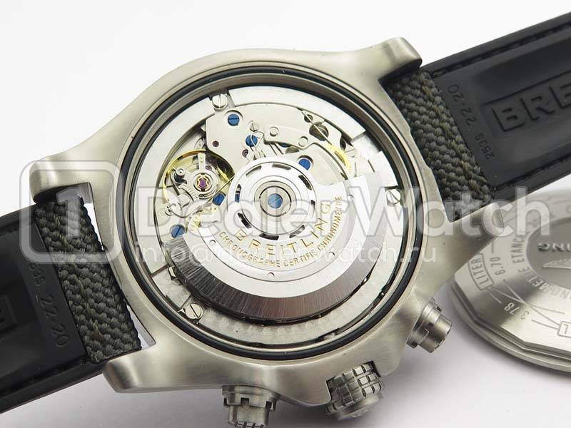 Часы Breitling Avenger Bandit Chronograph Titanium E13383