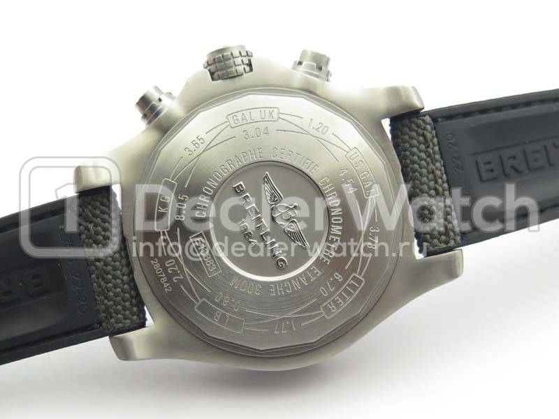 Часы Breitling Avenger Bandit Chronograph Titanium E13383