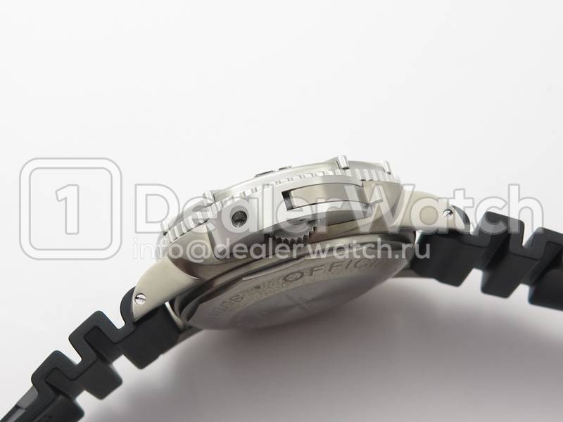 Часы Officine Panerai Luminor Submersible 1950 Titanium PAM 285
