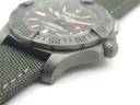 Часы Breitling Avenger Blackbird 44