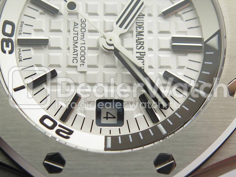 Часы Audemars Piguet Royal Oak Offshore Diver 42mm