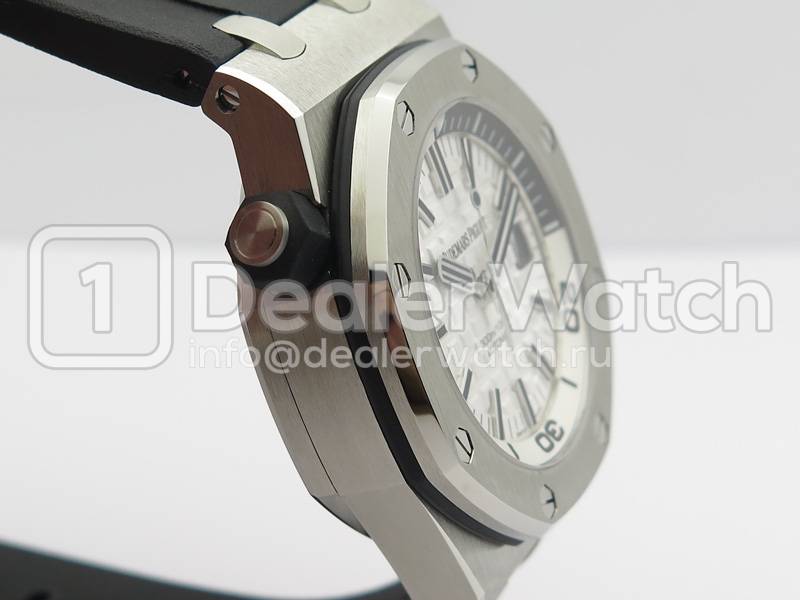 Часы Audemars Piguet Royal Oak Offshore Diver 42mm