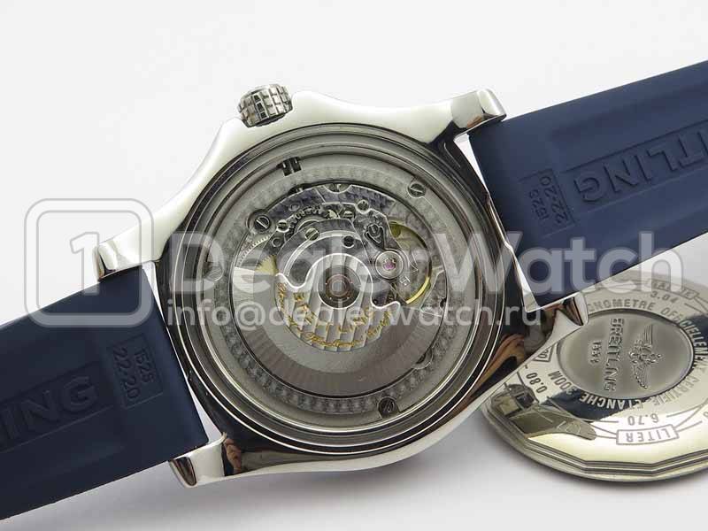Часы Breitling Avenger II GMT
