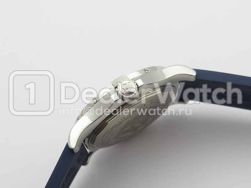 Часы Breitling Avenger II GMT
