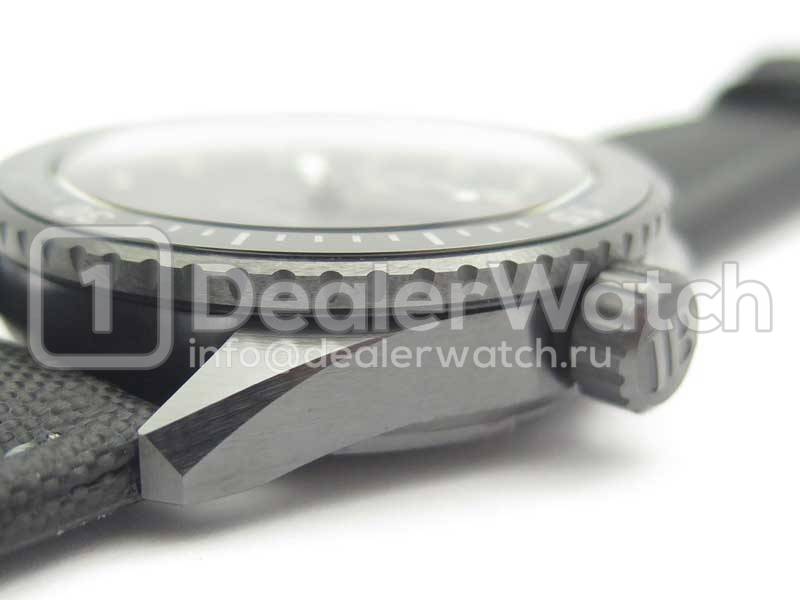 Часы Blancpain Fifty Fathoms Bathyscaphe Ceramic