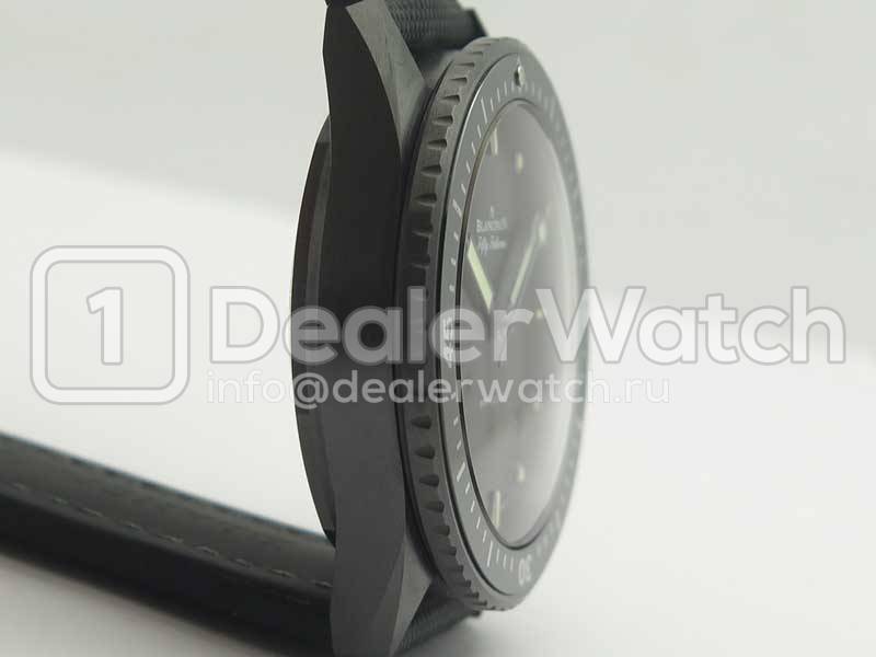 Часы Blancpain Fifty Fathoms Bathyscaphe Ceramic