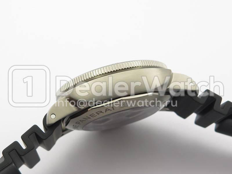 Часы Officine Panerai Luminor 1950 Submersible 3 Days Automatic PAM 305
