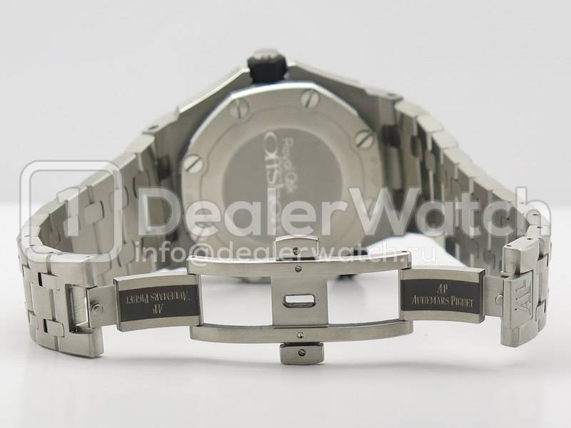Часы Audemars Piguet Royal Oak Offshore Diver 42mm