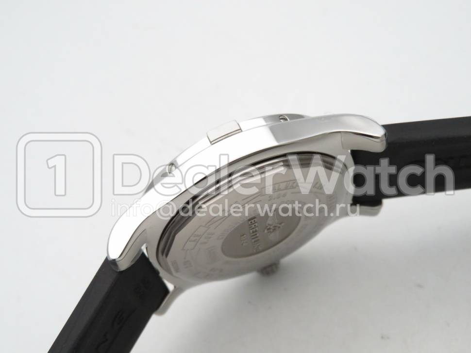 Часы Breitling Avenger II GMT