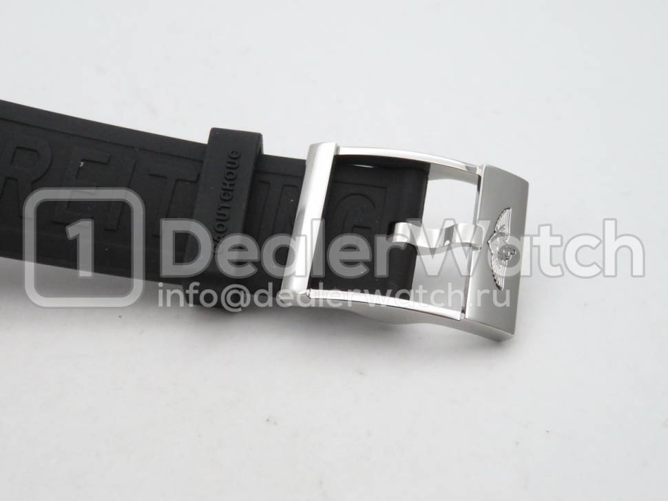 Часы Breitling Avenger II GMT