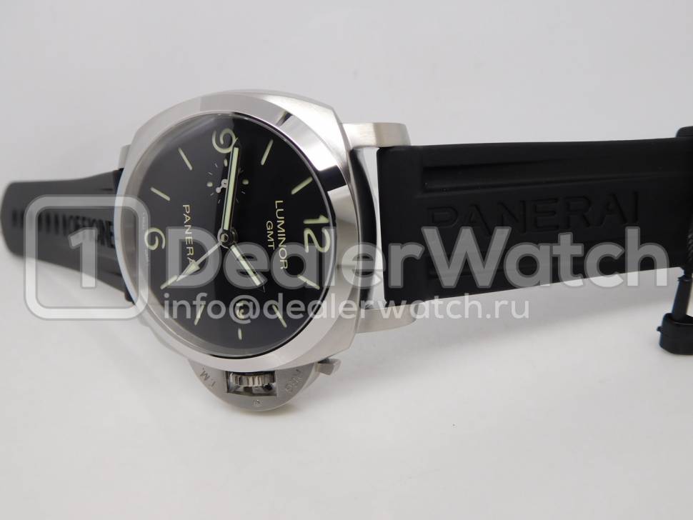 Часы Officine Panerai Luminor 1950 3-Days Automatic GMT PAM 320