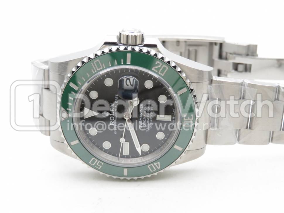 Часы Rolex Submariner Date 126610LV Kermit