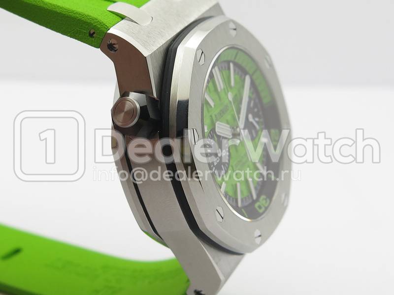 Часы Audemars Piguet Royal Oak Offshore Diver Chronograph 2016 Green
