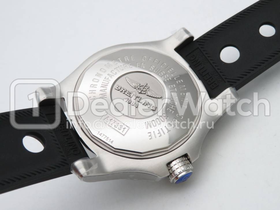 Часы Breitling Avenger II Seawolf