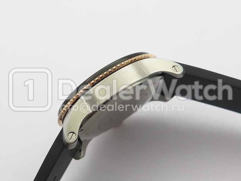 Часы Cartier Calibre de Cartier Diver W7100055