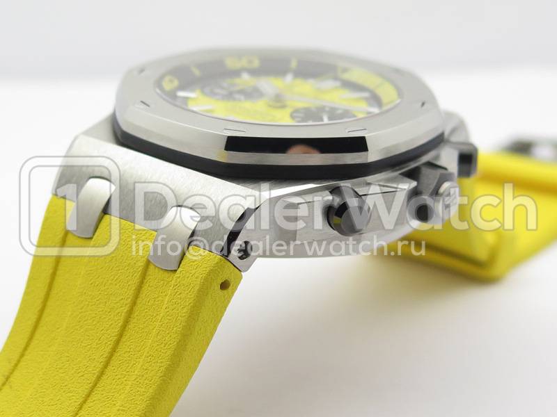 Часы Audemars Piguet Royal Oak Offshore Diver Chronograph 2016 Yellow