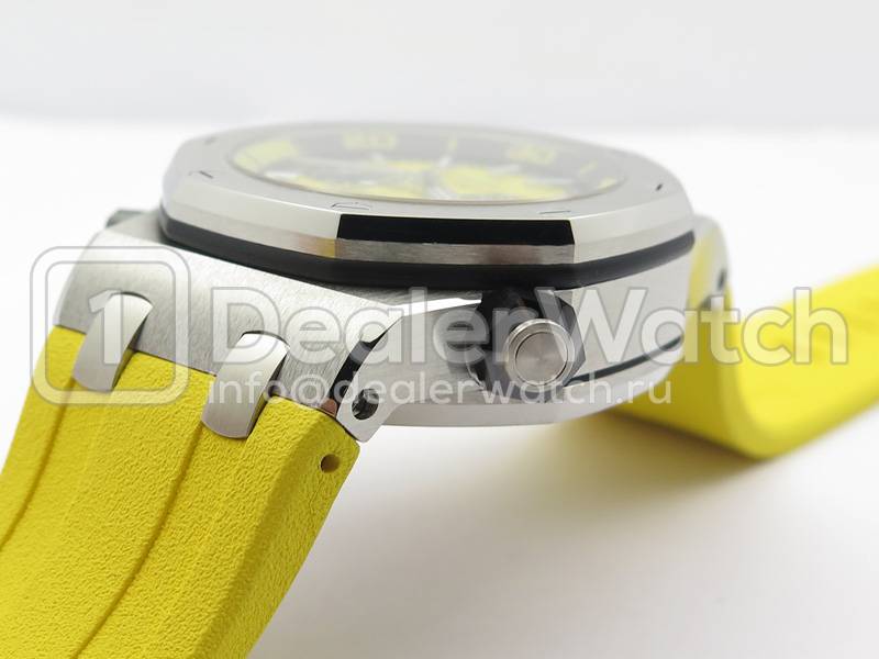 Часы Audemars Piguet Royal Oak Offshore Diver Chronograph 2016 Yellow