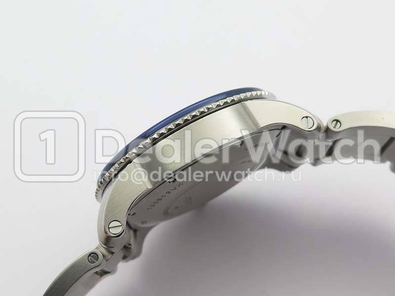 Часы Cartier Calibre de Cartier Diver WSCA0011